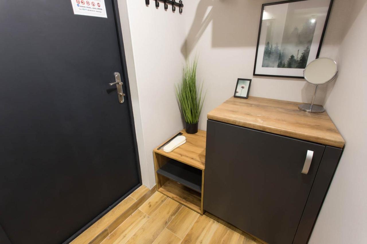 Cozy Apartment In The Center - Podilskyi Lane 7 Charkiw Exterior foto