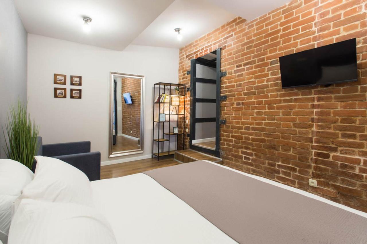 Cozy Apartment In The Center - Podilskyi Lane 7 Charkiw Exterior foto
